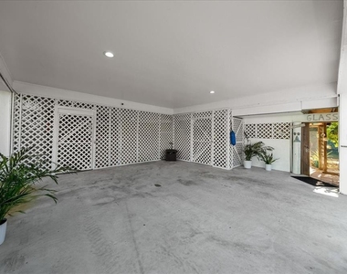 2912 N Rivers Edge Boulevard - Photo Thumbnail 34