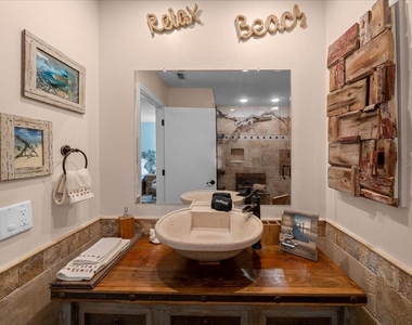 2912 N Rivers Edge Boulevard - Photo Thumbnail 22