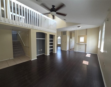 102 Vista Verdi Circle - Photo Thumbnail 1