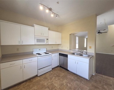 102 Vista Verdi Circle - Photo Thumbnail 3