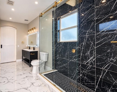 3111 Silver Fin Way - Photo Thumbnail 1