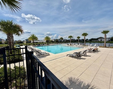 693 Peroni Avenue - Photo Thumbnail 25