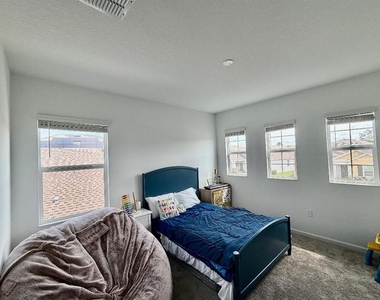 693 Peroni Avenue - Photo Thumbnail 19