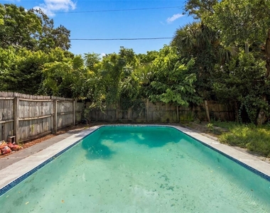 70 Griggs Avenue - Photo Thumbnail 23