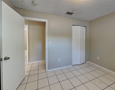 15117 Avalon Avenue - Photo Thumbnail 7
