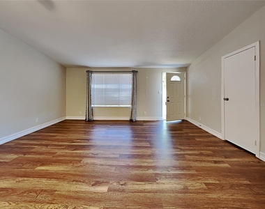 13426 Tyringham Street - Photo Thumbnail 1