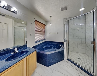 728 Hardwood Circle - Photo Thumbnail 11