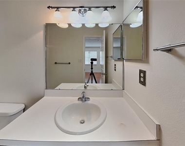 685 Scarlet Oak Circle - Photo Thumbnail 9