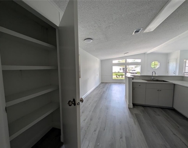 2636 Einwood Drive - Photo Thumbnail 11