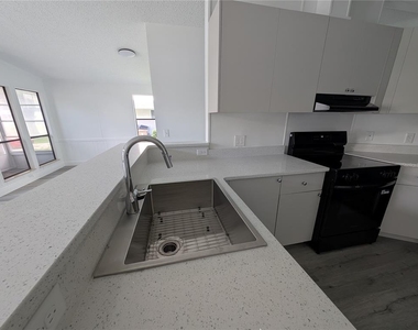 2636 Einwood Drive - Photo Thumbnail 13