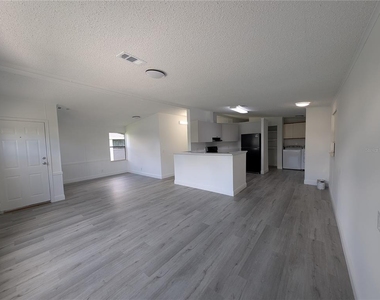 2636 Einwood Drive - Photo Thumbnail 5