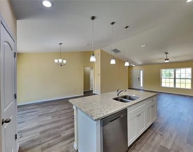 4451 Sw 170th Street - Photo Thumbnail 4