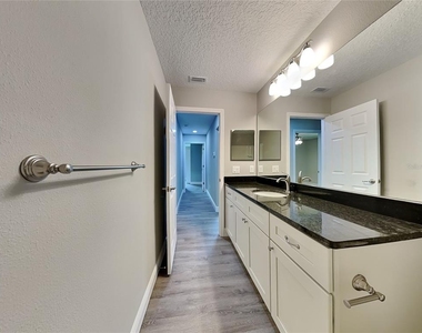 3149 W Fairbank Drive - Photo Thumbnail 11
