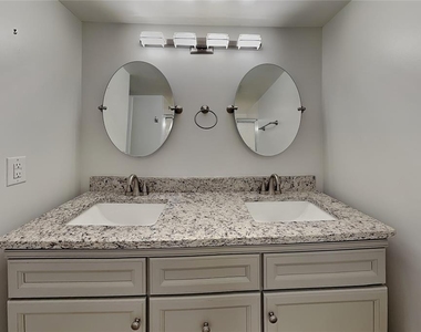 310 Cherokee Court - Photo Thumbnail 14