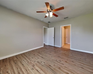 178 Fall Glo Road - Photo Thumbnail 6
