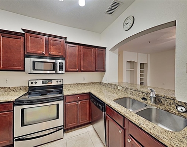 1325 Rotonda Point - Photo Thumbnail 1