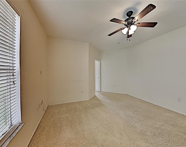 1325 Rotonda Point - Photo Thumbnail 7