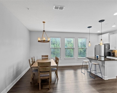 9997 Town Lake Drive - Photo Thumbnail 9