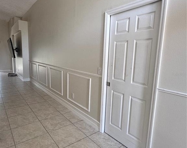 2830 Crane Trace Circle - Photo Thumbnail 2