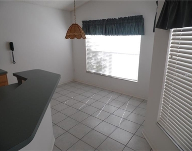 2830 Crane Trace Circle - Photo Thumbnail 6