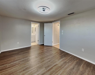 6116 1st Avenue - Photo Thumbnail 8