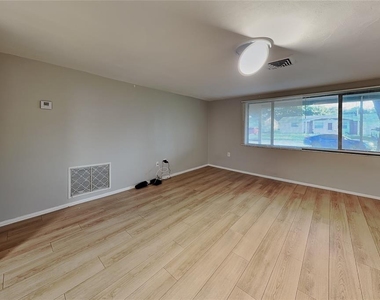 6116 1st Avenue - Photo Thumbnail 4