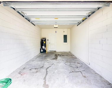 5 Vista Oaks Lane - Photo Thumbnail 9