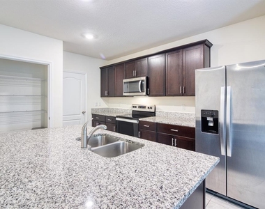 5 Vista Oaks Lane - Photo Thumbnail 4