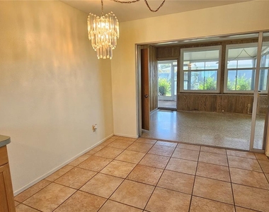 264 Glen Oak Road - Photo Thumbnail 10
