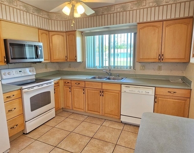 264 Glen Oak Road - Photo Thumbnail 7