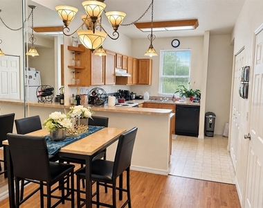 3960 Sw 20th Avenue - Photo Thumbnail 3