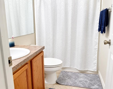 3960 Sw 20th Avenue - Photo Thumbnail 7
