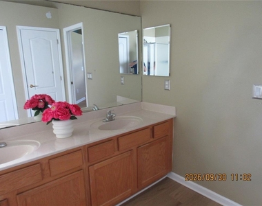 3108 Merlot Way - Photo Thumbnail 21
