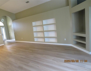 3108 Merlot Way - Photo Thumbnail 8