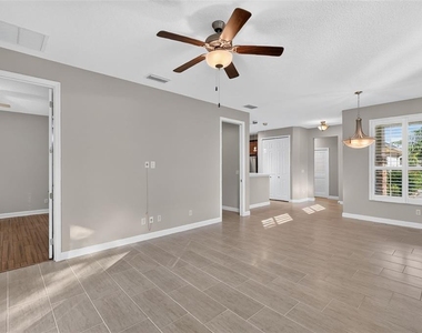 2009 Bayside Avenue - Photo Thumbnail 11