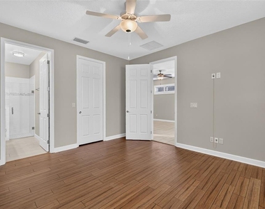 2009 Bayside Avenue - Photo Thumbnail 20