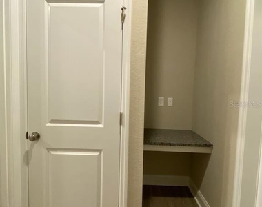 20399 Wilkie Avenue - Photo Thumbnail 9