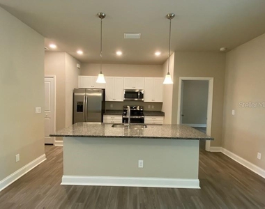 20399 Wilkie Avenue - Photo Thumbnail 3