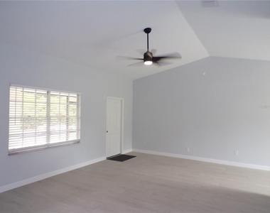 18083 Regan Avenue - Photo Thumbnail 15