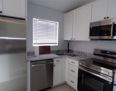 18083 Regan Avenue - Photo Thumbnail 11