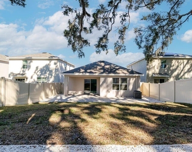 10945 Trailing Vine Drive - Photo Thumbnail 24