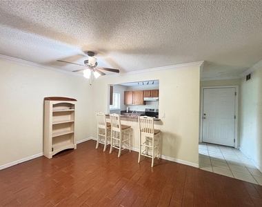 1825 Parakeet Way - Photo Thumbnail 13