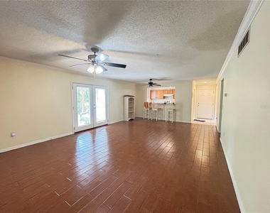 1825 Parakeet Way - Photo Thumbnail 12
