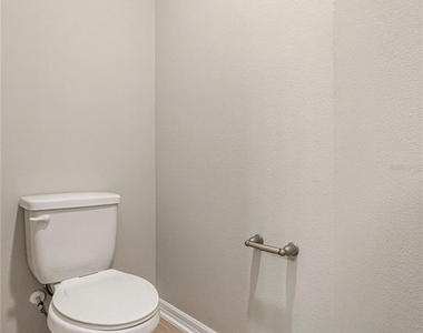 5545 Tripoli Drive - Photo Thumbnail 24