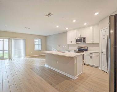 5545 Tripoli Drive - Photo Thumbnail 5