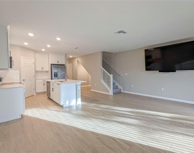 5545 Tripoli Drive - Photo Thumbnail 13