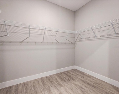 7295 Minardi Street - Photo Thumbnail 15