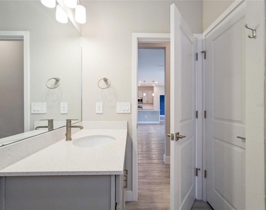 7295 Minardi Street - Photo Thumbnail 24