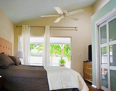 2545 Browning Street - Photo Thumbnail 5