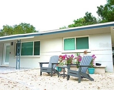 2545 Browning Street - Photo Thumbnail 24